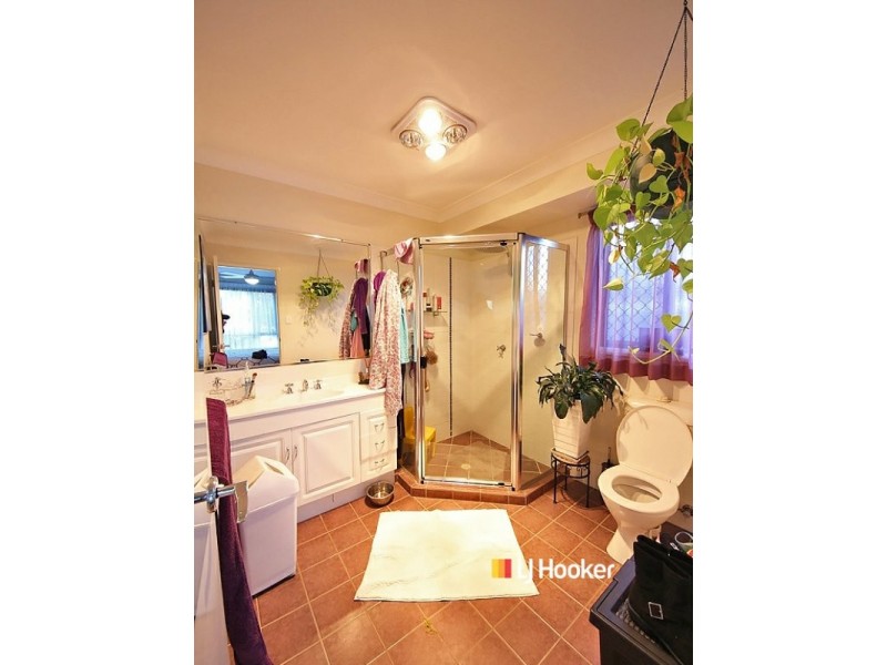 10 Seabiscuit Crescent, Kallangur QLD 4503