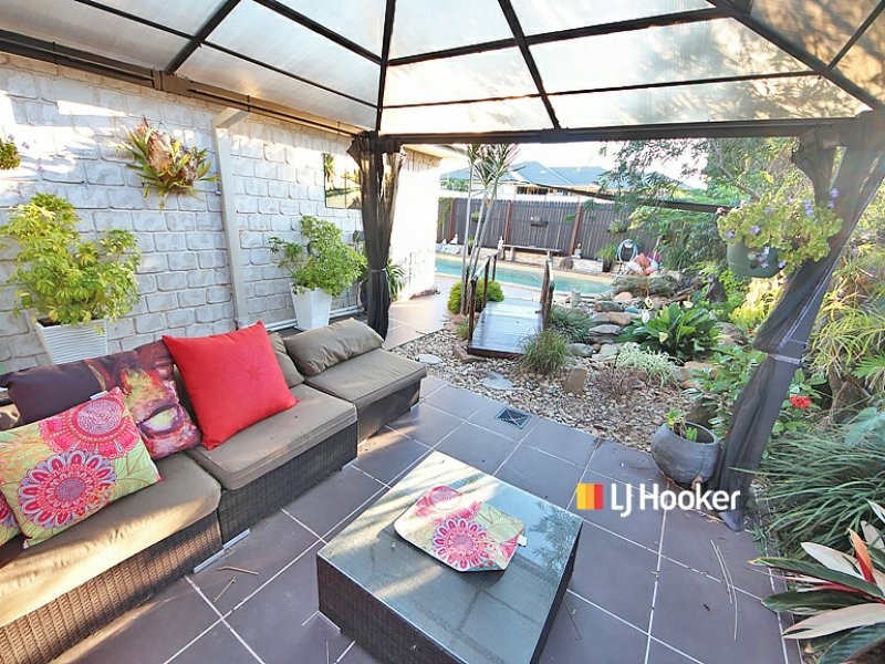 10 Seabiscuit Crescent, Kallangur QLD 4503