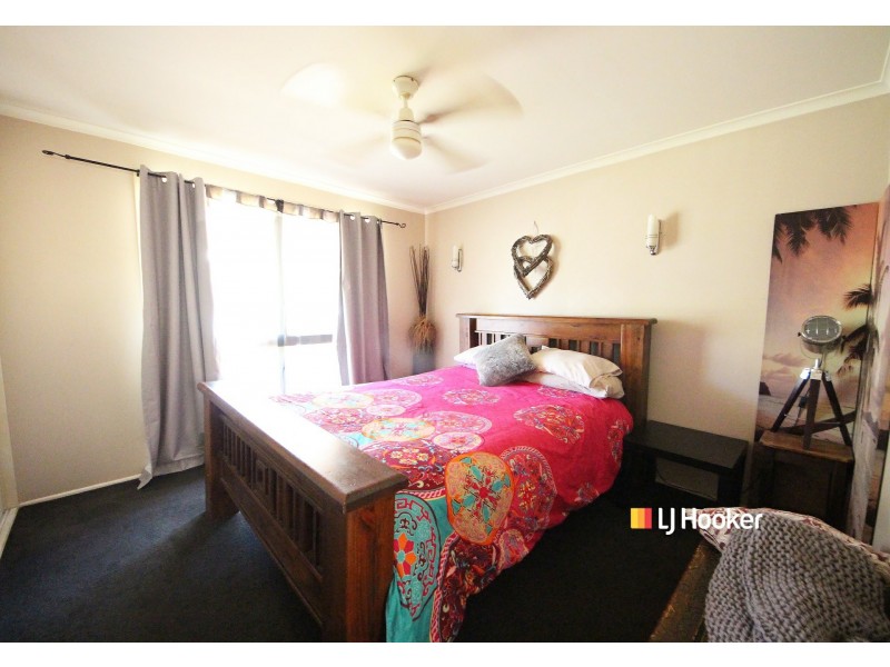 1 Ian Court, Kallangur QLD 4503