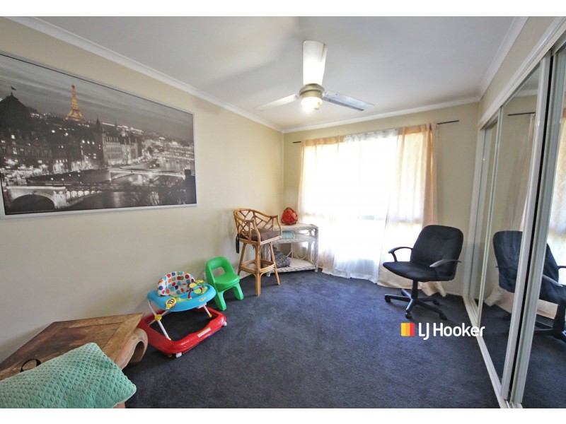 1 Ian Court, Kallangur QLD 4503