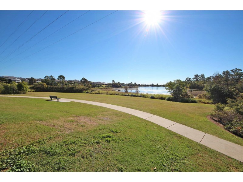 96 Caspian Parade, Warner QLD 4500