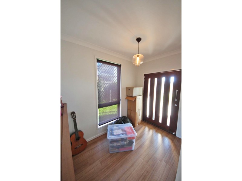 96 Caspian Parade, Warner QLD 4500