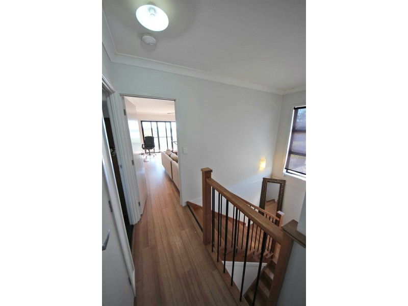 96 Caspian Parade, Warner QLD 4500