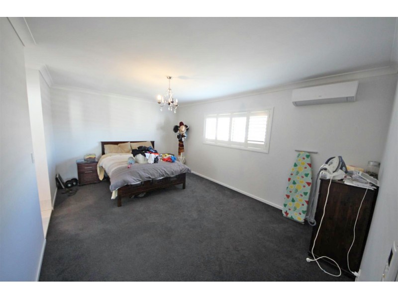 96 Caspian Parade, Warner QLD 4500