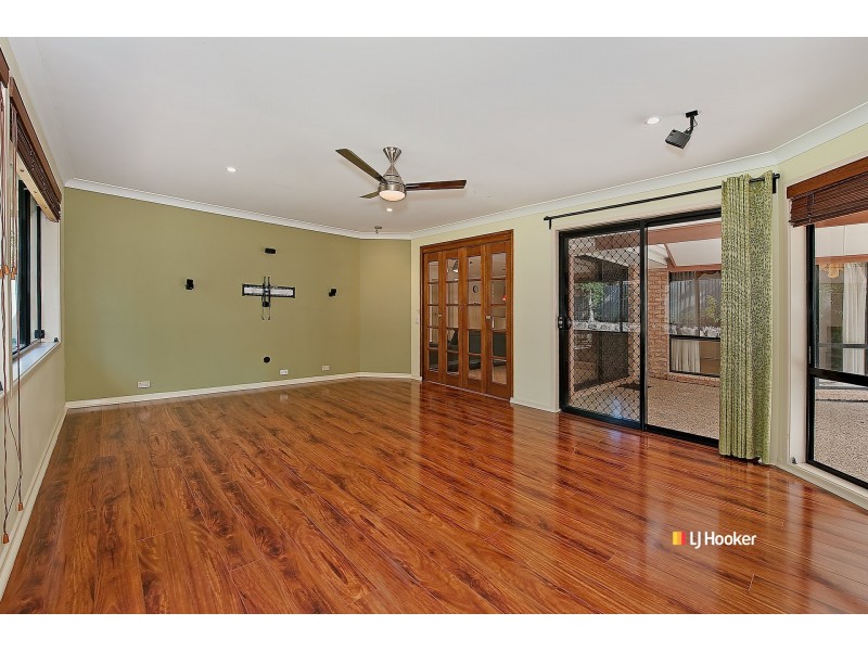 10 Sefton Court, North Lakes QLD 4509