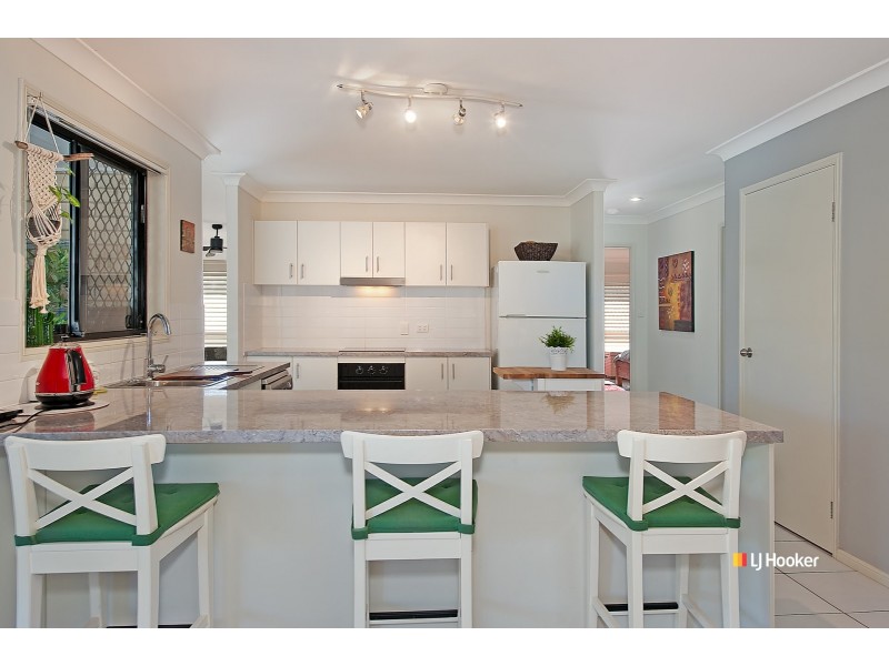 21 Kyah Close, Kallangur QLD 4503