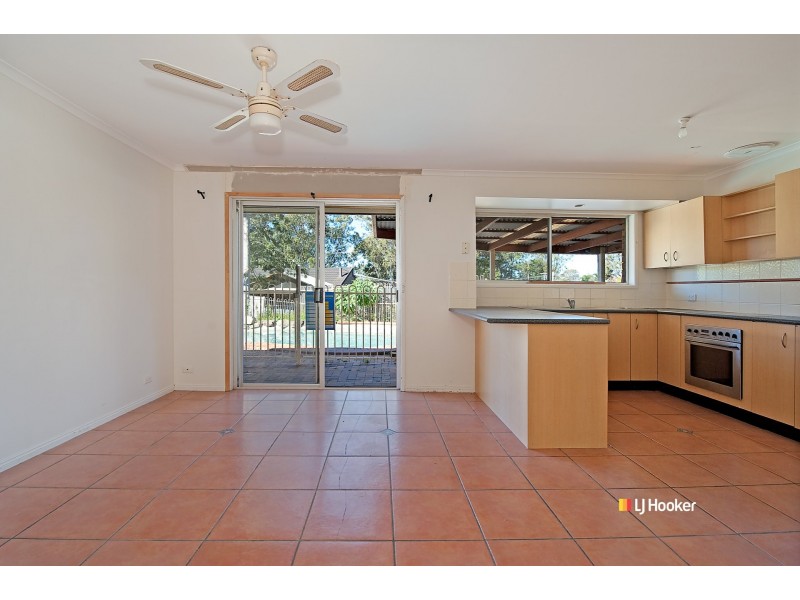 43 Woodlands Avenue, Petrie QLD 4502