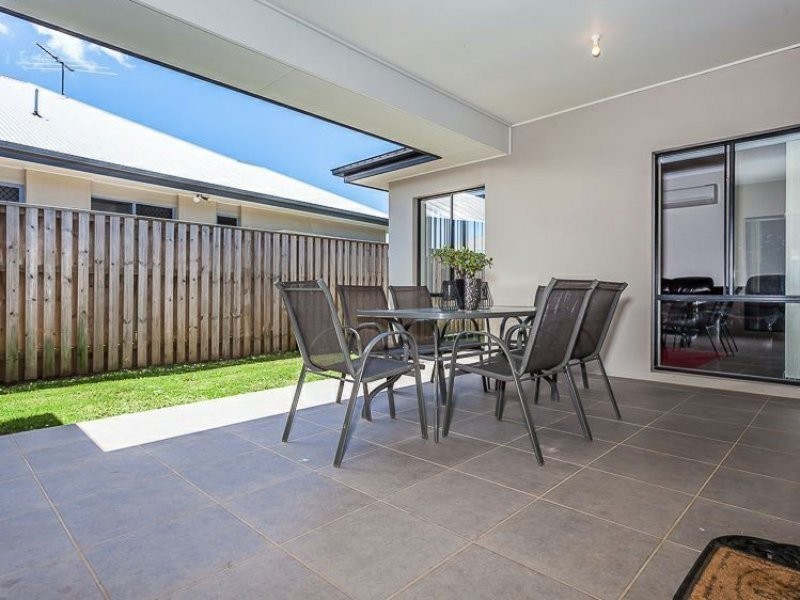 18 Ballesteros Street, North Lakes QLD 4509