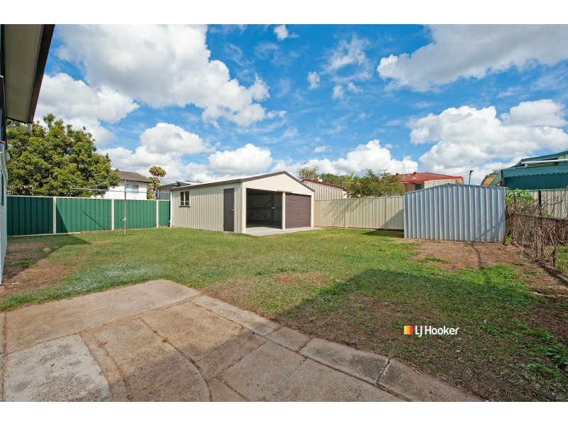 7 Ladybird Street, Kallangur QLD 4503