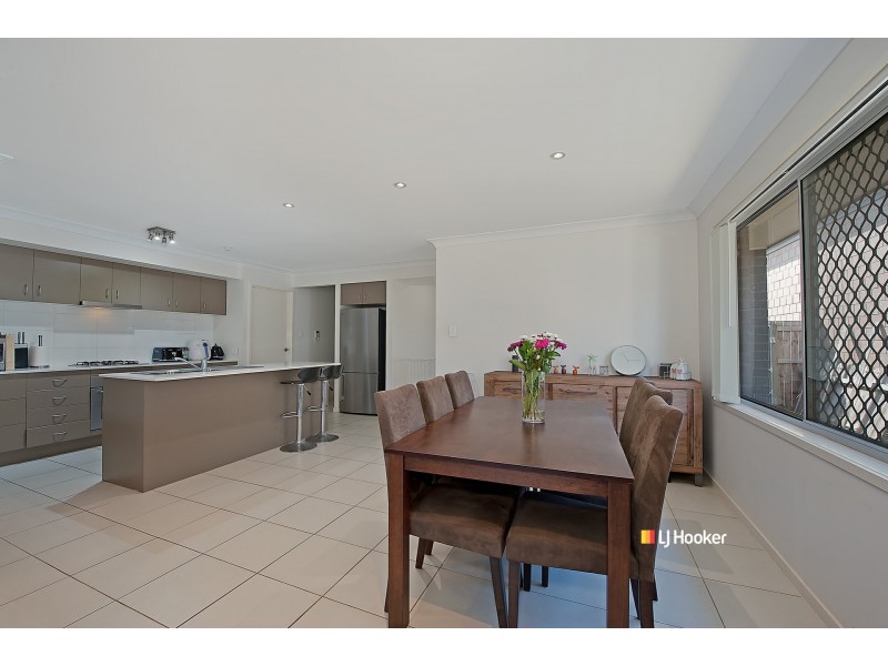 60 Elderflower Circuit, Griffin QLD 4503