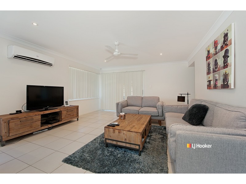 60 Elderflower Circuit, Griffin QLD 4503