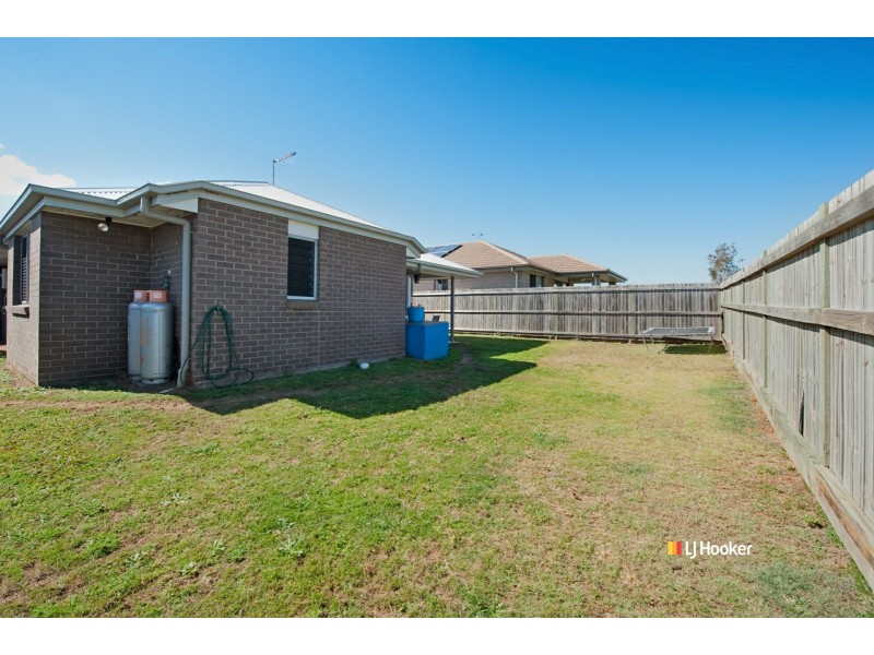 60 Elderflower Circuit, Griffin QLD 4503