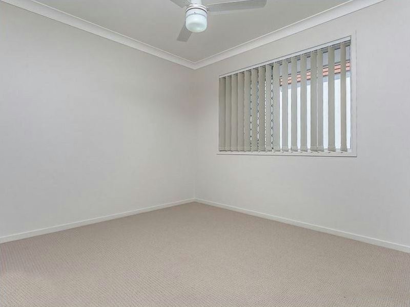 4 Claudia Circuit, Kallangur QLD 4503