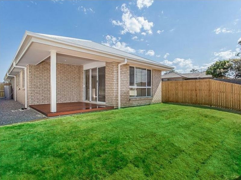 4 Claudia Circuit, Kallangur QLD 4503