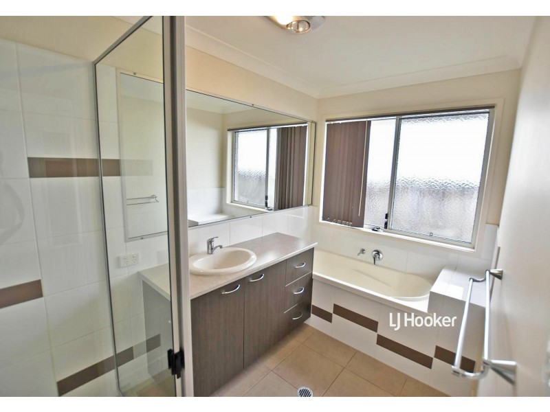 14 Lomond Street, North Lakes QLD 4509