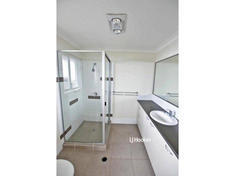 14 Lomond Street, North Lakes QLD 4509