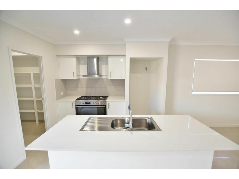 13 Kelsall Street, Mango Hill QLD 4509