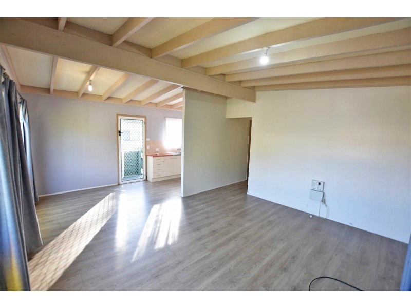 11 Melinda Street, Kallangur QLD 4503