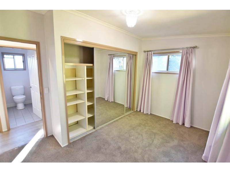 11 Melinda Street, Kallangur QLD 4503