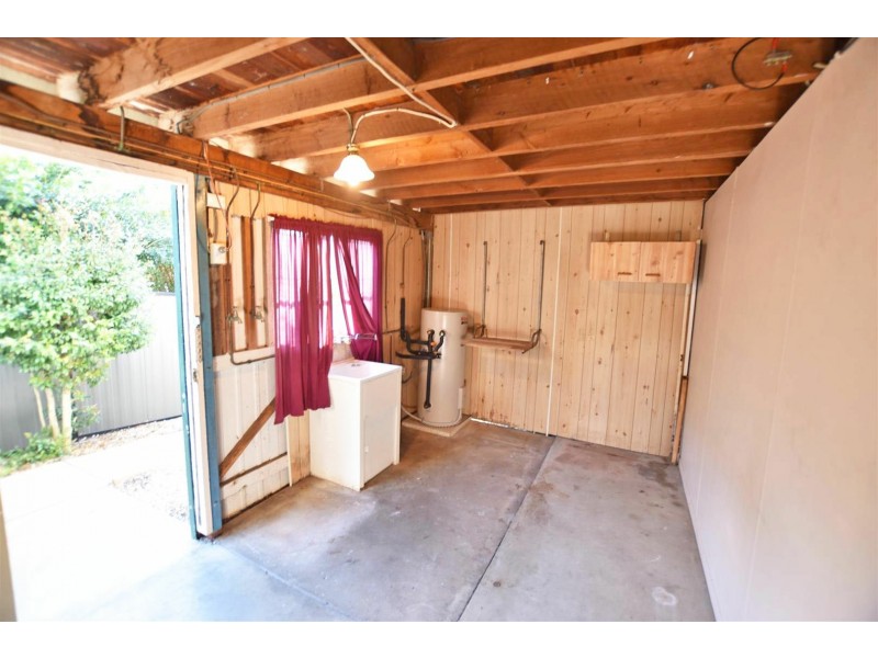 11 Melinda Street, Kallangur QLD 4503