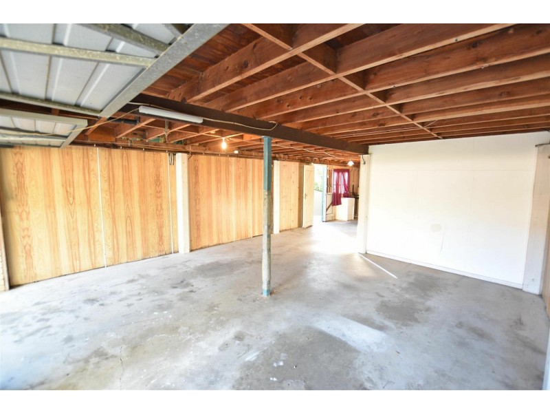 11 Melinda Street, Kallangur QLD 4503