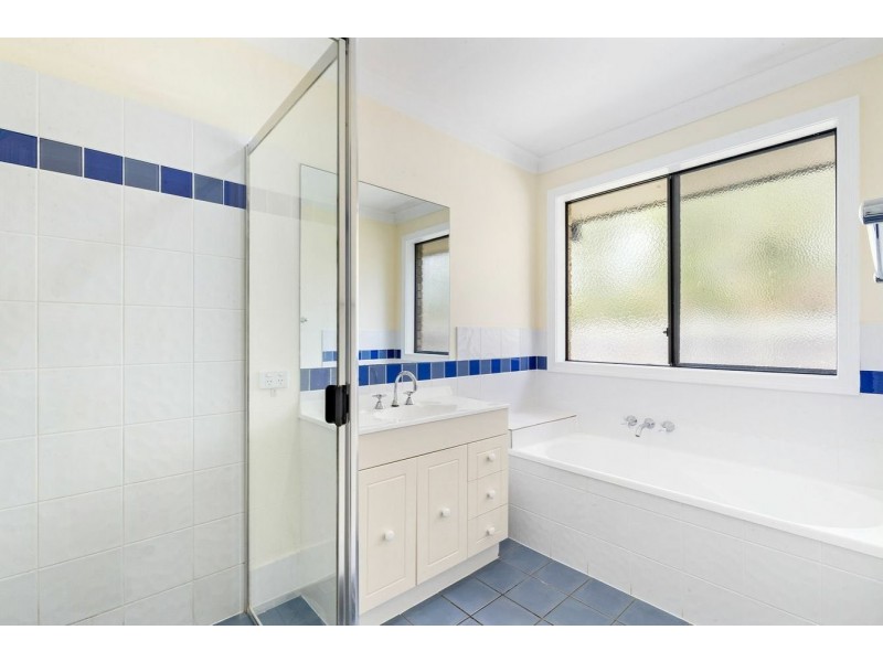 1 Springsure Parade, North Lakes QLD 4509