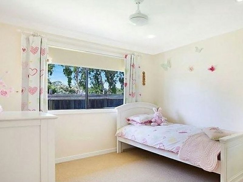 1 Springsure Parade, North Lakes QLD 4509