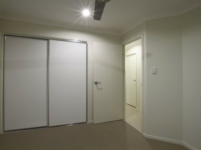 Unit 2/3 Apache Street, Dakabin QLD 4503