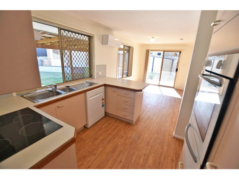 5 Fontenay Court, Petrie QLD 4502