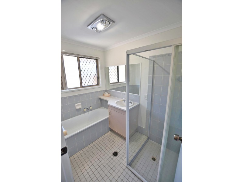 5 Fontenay Court, Petrie QLD 4502