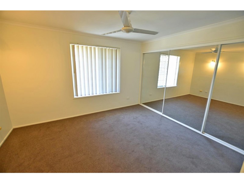 5 Fontenay Court, Petrie QLD 4502