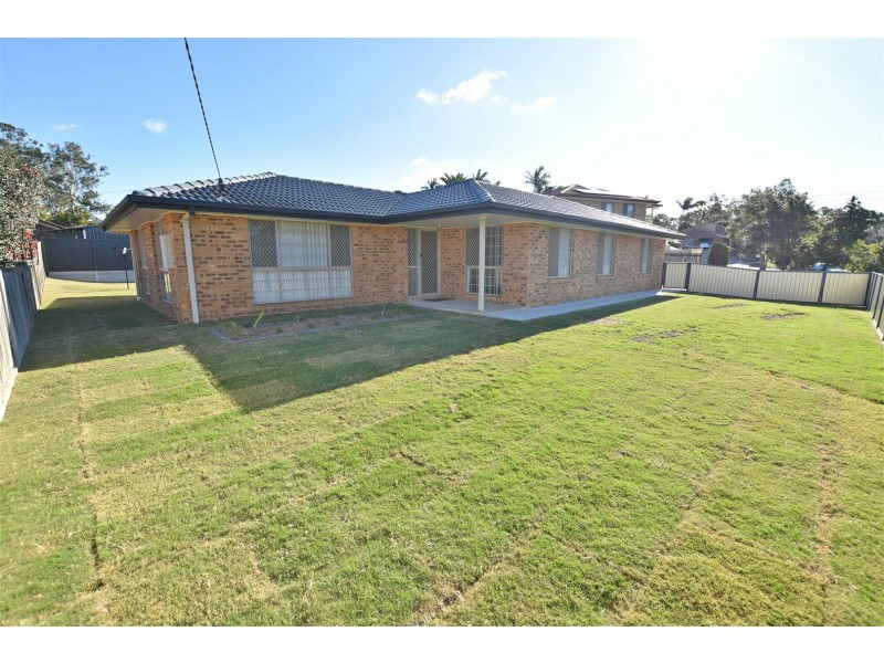 5 Fontenay Court, Petrie QLD 4502