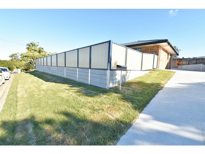 5 Fontenay Court, Petrie QLD 4502