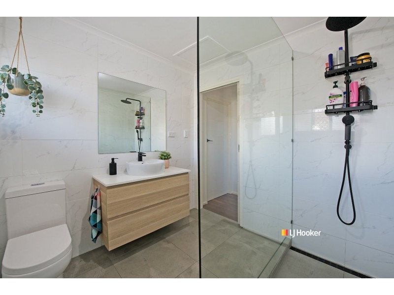 37 Andrew Street, Kallangur QLD 4503