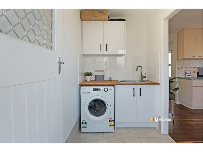 37 Andrew Street, Kallangur QLD 4503