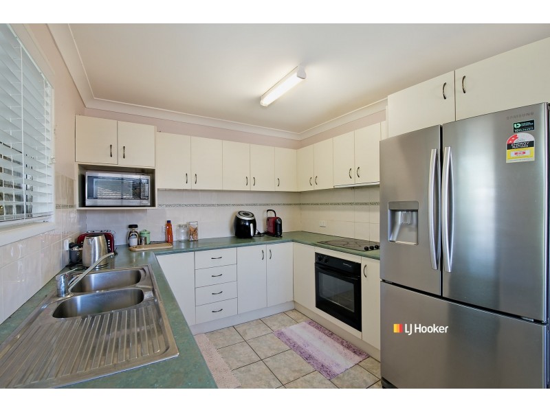 60 Wattle Street, Kallangur QLD 4503