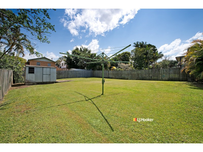 60 Wattle Street, Kallangur QLD 4503