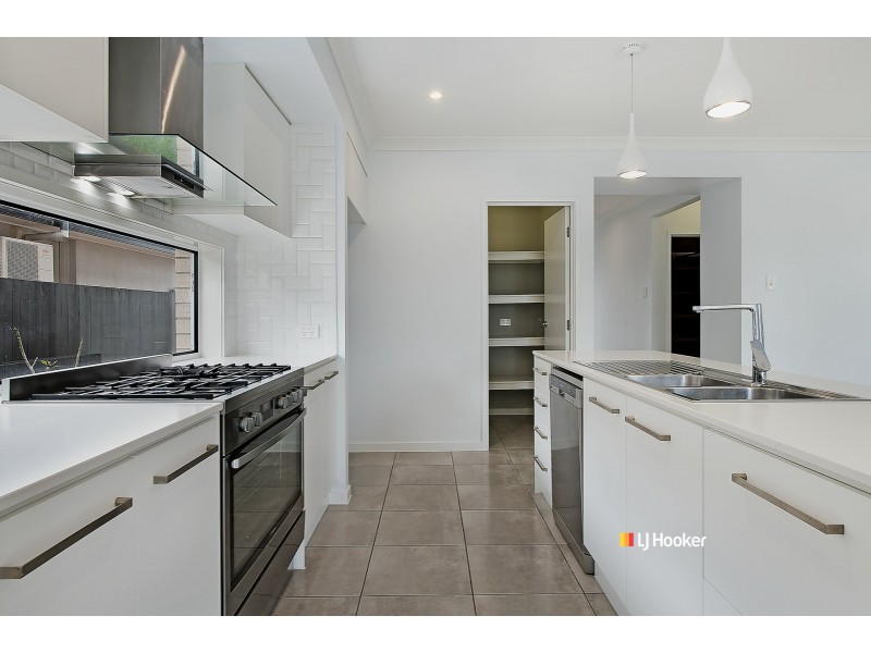 122 Campbell Drive, Mango Hill QLD 4509