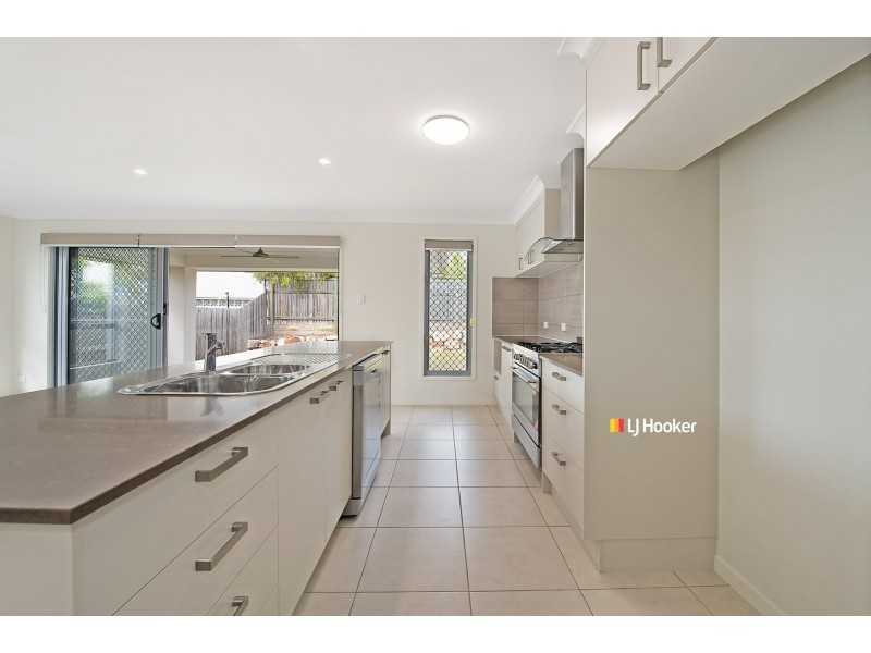 43 Birkdale Circuit, North Lakes QLD 4509