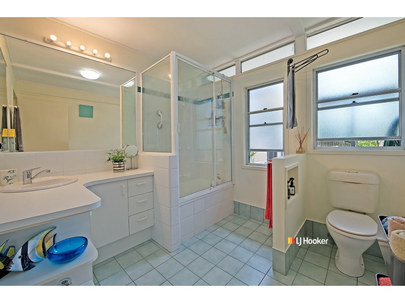 14 Mona Vale Way, Petrie QLD 4502