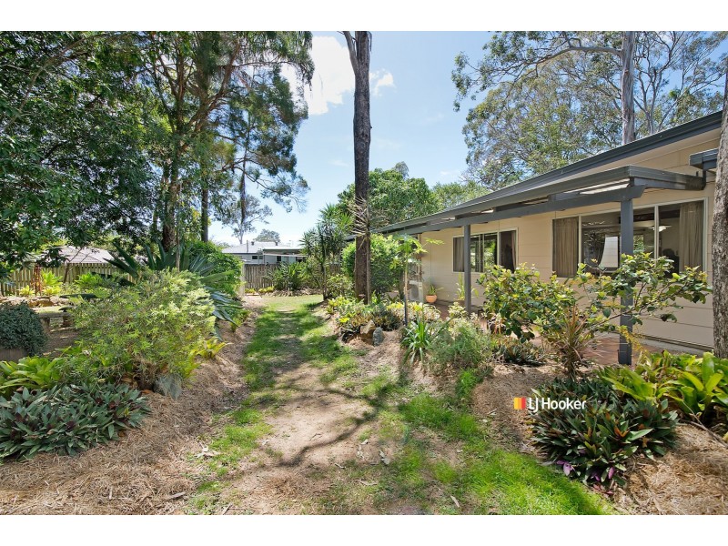 14 Mona Vale Way, Petrie QLD 4502