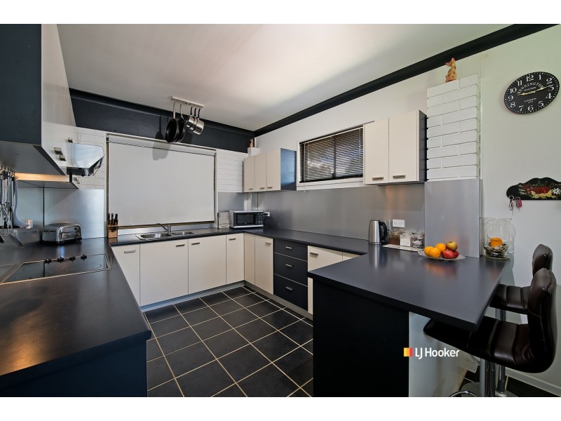 6 Ravenscraig Court, Kallangur QLD 4503