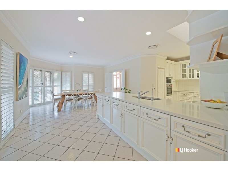 1 Winchcombe Avenue, Murrumba Downs QLD 4503