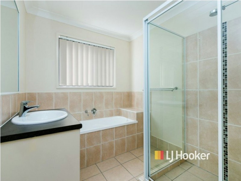 15 Adam Court, Kallangur QLD 4503
