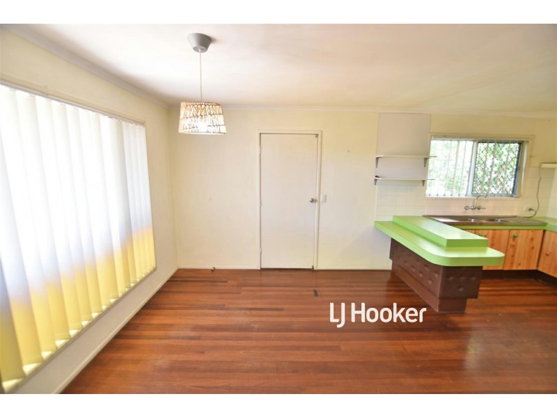 8 Somerset Street, Kallangur QLD 4503