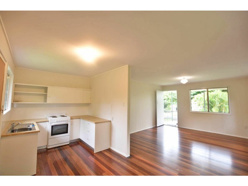 13 Somerset Street, Kallangur QLD 4503