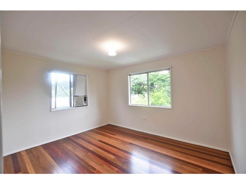 13 Somerset Street, Kallangur QLD 4503