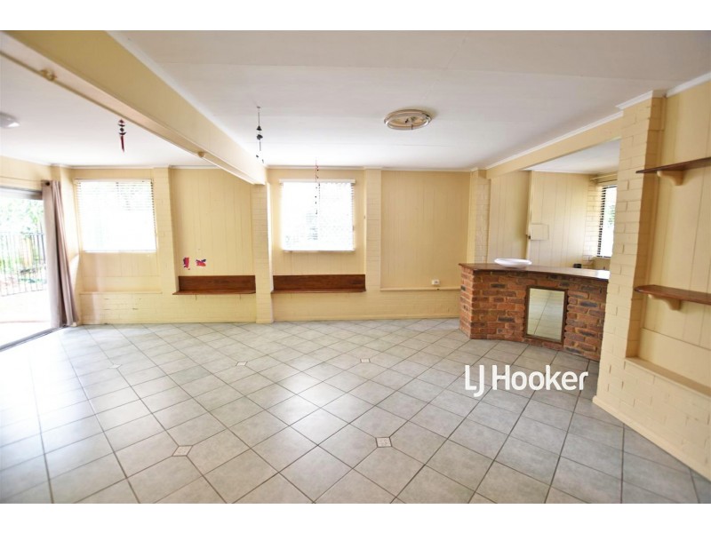 15 Campbell Street, Kallangur QLD 4503