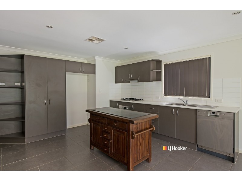 5 Cathy Way, Kallangur QLD 4503