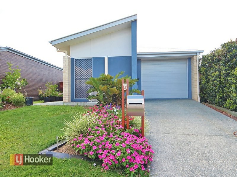 9 Jowarra Street, Kallangur QLD 4503